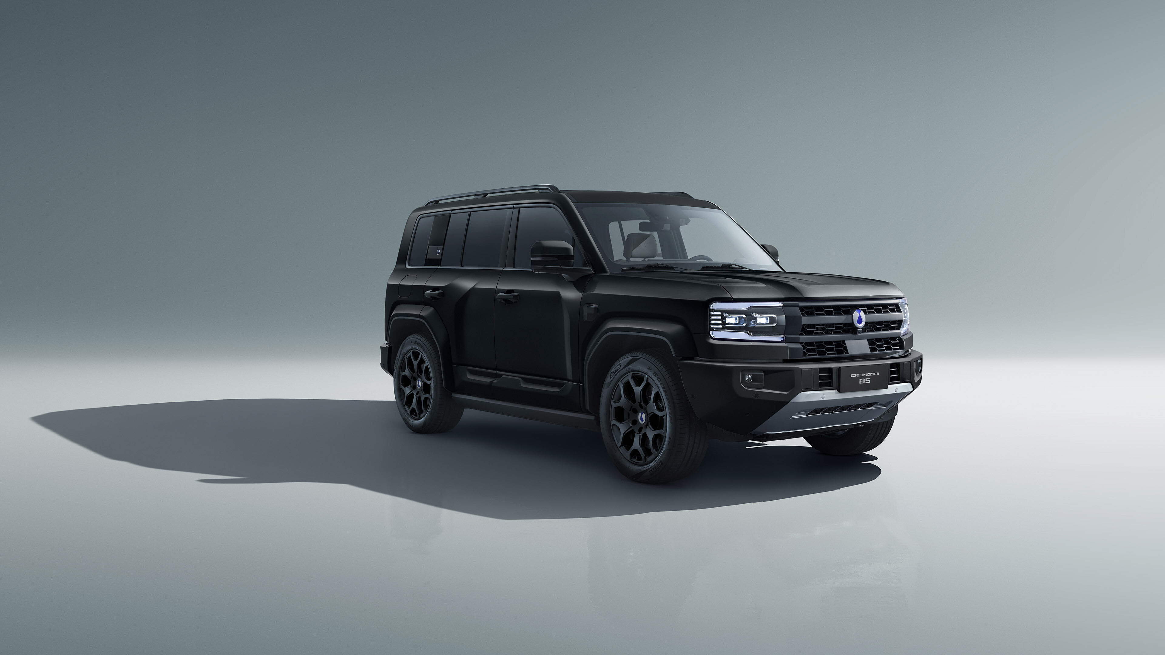 DENZA B5 Onyx Black